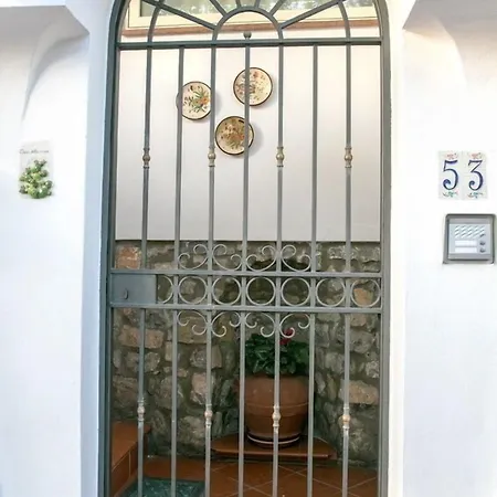 La Casa Della Nonna 스칼레아