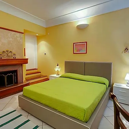 La Casa Della Nonna سكاليا