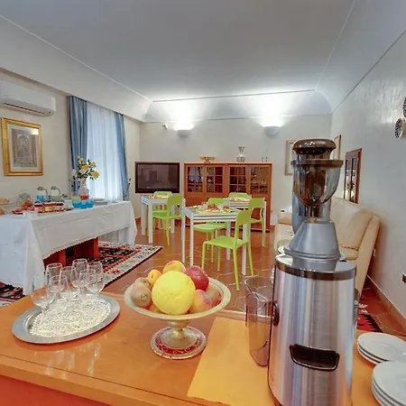 La Casa Della Nonna Bed and breakfast Scalea