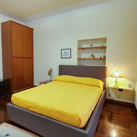 La Casa Della Nonna 4* Scalea