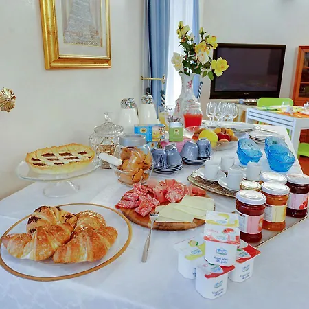 La Casa Della Nonna Bed and breakfast Scalea