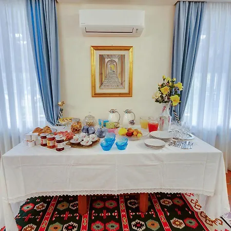 Oda ve Kahvaltı La Casa Della Nonna Scalea